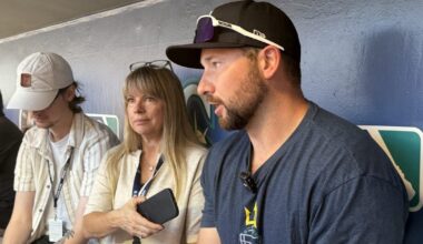 Mariners activate Raleigh, Crawford from injured list