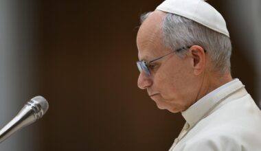 Pope welcomes US-Iran agreement, calls for mutual trust in Middle East