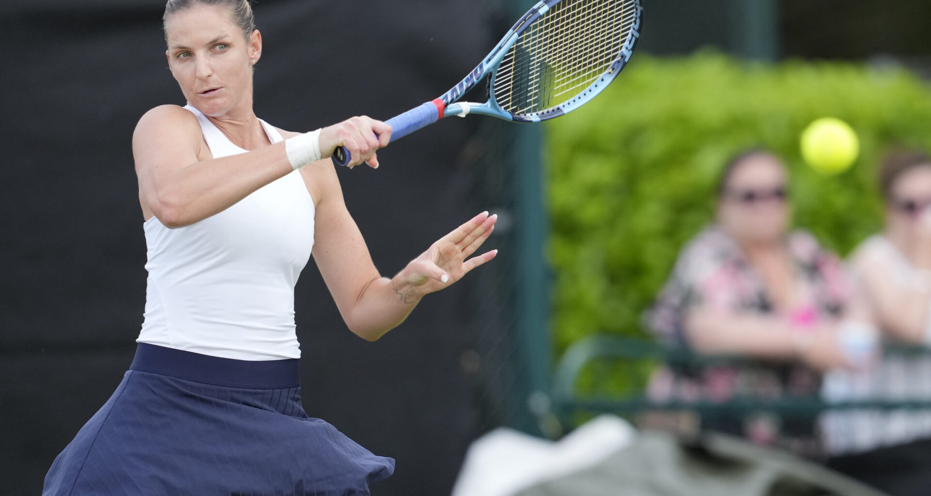 Pliskova denies Czech compatriot Bejlek from a set down in Nottingham