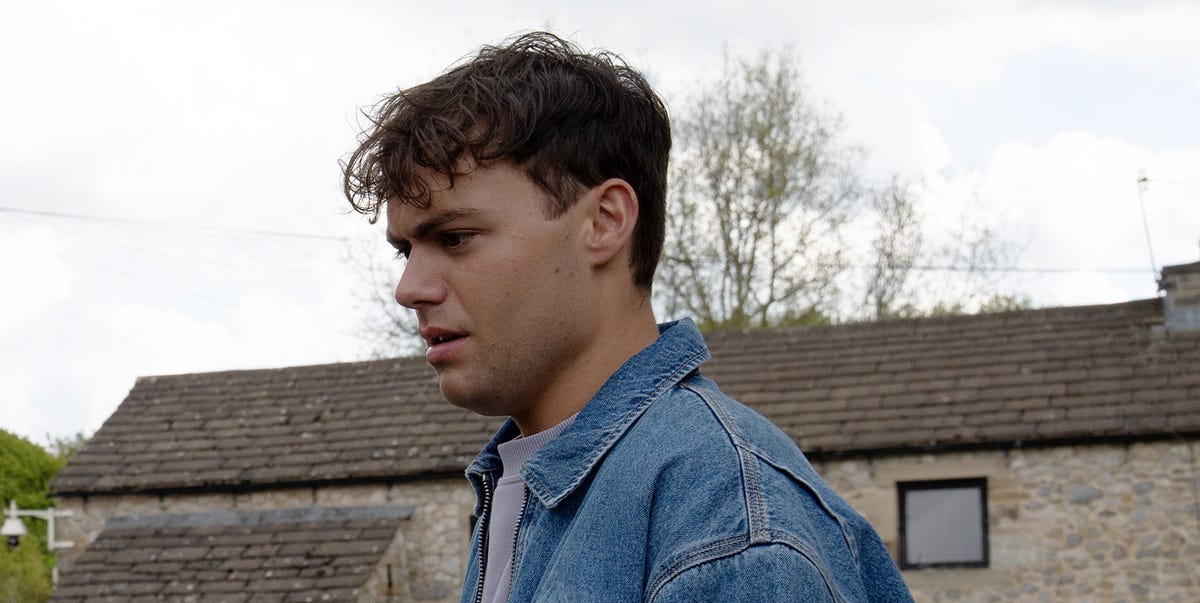 here's who just kidnapped Lewis Barton after cliffhanger