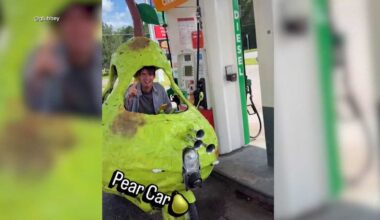 Florida sculptor drives through Nebraska in 'pearmobile'