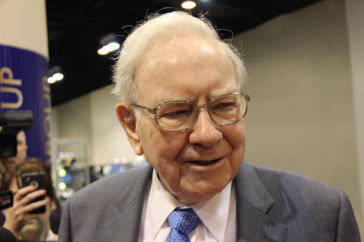3 Reasons to Buy Warren Buffett's Favorite Artificial Intelligence (AI) Stock And Never Sell