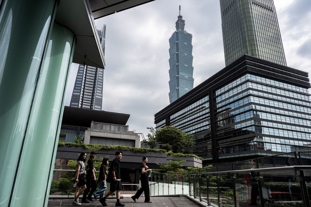 TSMC-Fueled AI Frenzy Makes Taiwan Capital of Leveraged Stock Bets