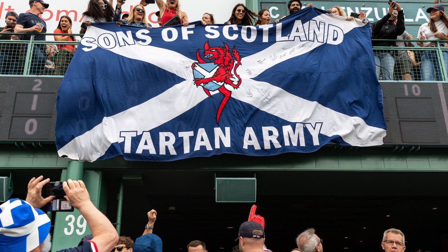 After Scottish takeover of Boston, Robert Kraft wants Patriots to play in Scotland