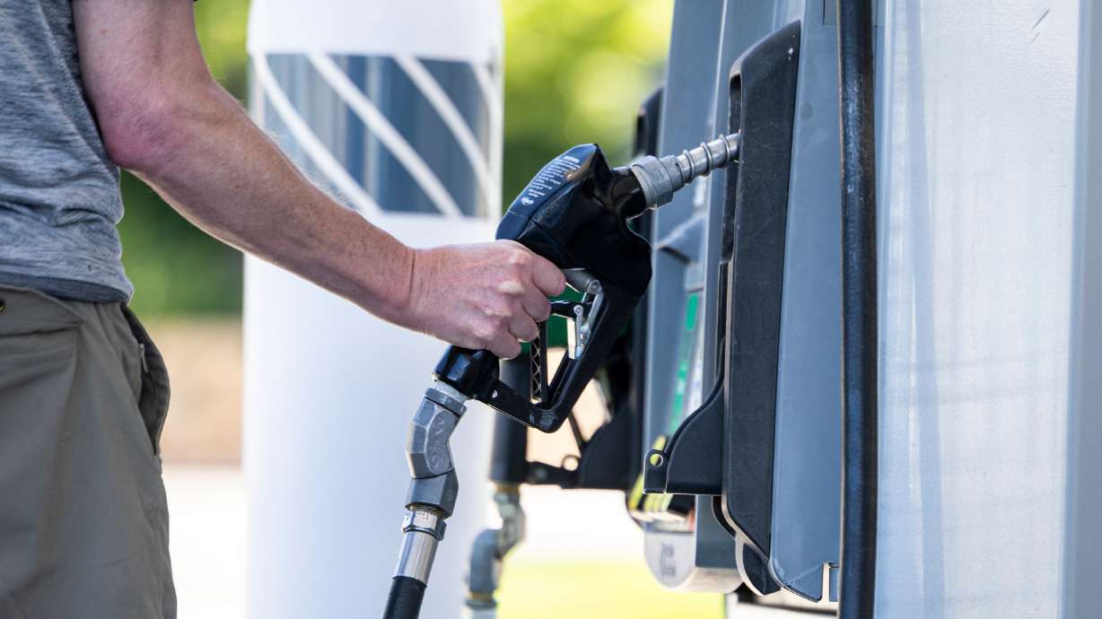 Utah consumer sentiment falls, state economy 'increasingly subdued' amid international unrest
