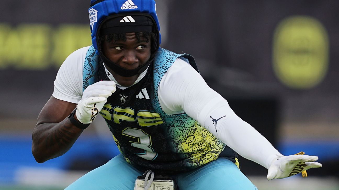Five-star wide receiver Eric McFarland chooses Texas A&M