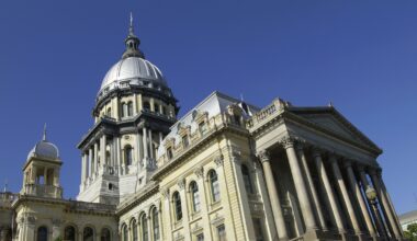 Illinois lawmakers pass $59B budget with new taxes on social media companies, crypto, fantasy sports