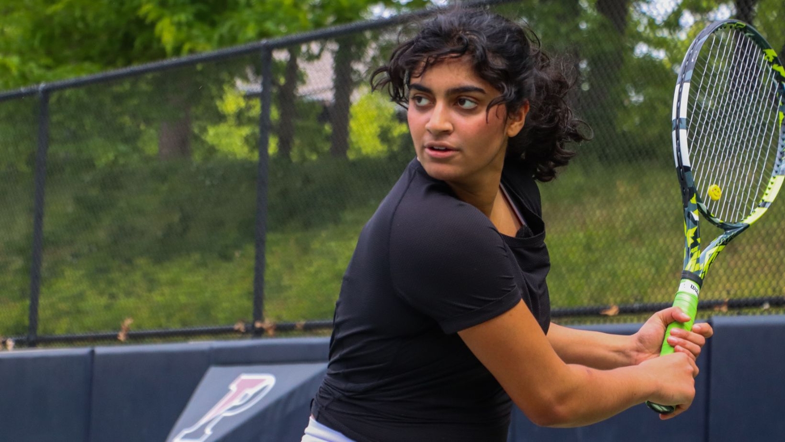 Penn student trains for a spot in all-female pro tournament