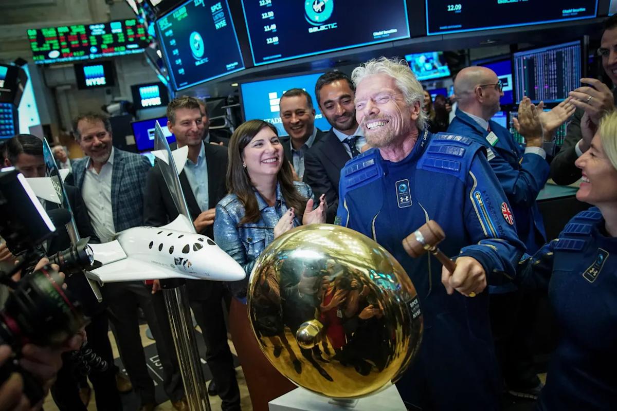 SPCE Stock Caps Best Month Ever: Retail Bulls Swarm Richard Branson's Space Firm As New Investor Emerges Ahead Of SpaceX IPO