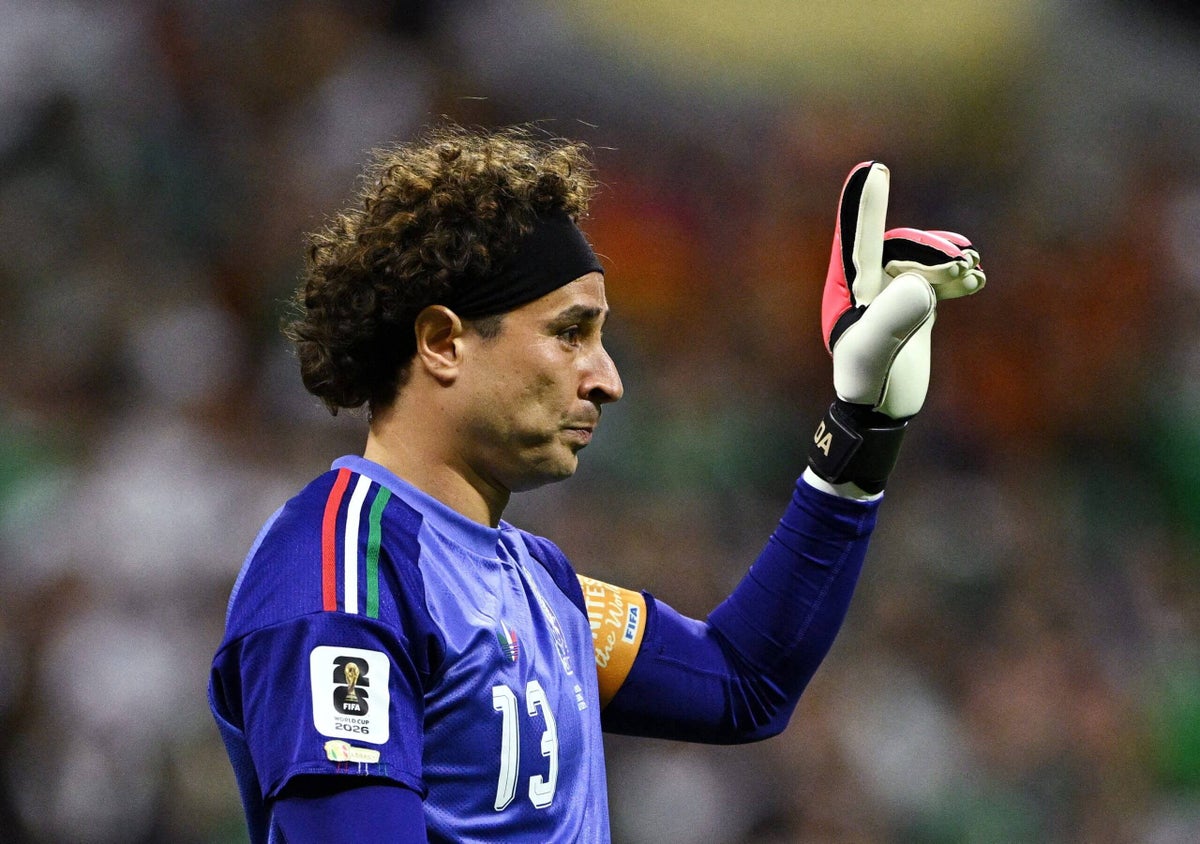 Mexico march into World Cup knockout stage and football royalty Ochoa gets fairytale moment