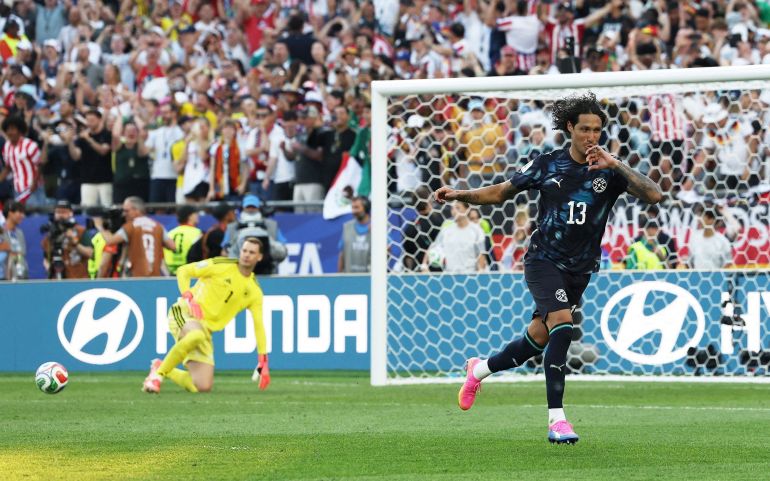 Soccer Football - FIFA World Cup 2026 - Round of 32 - Germany v Paraguay - Boston Stadium, Foxborough, Massachusetts, U.S. - June 29, 2026 Paraguay's Jose Canale celebrates scoring a penalty during the penalty shootout to win the match REUTERS/Amanda Perobelli TPX IMAGES OF THE DAY