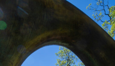 Outdoor Sculpture Shows Feature Henry Moore, Lynn Chadwick in England This Summer