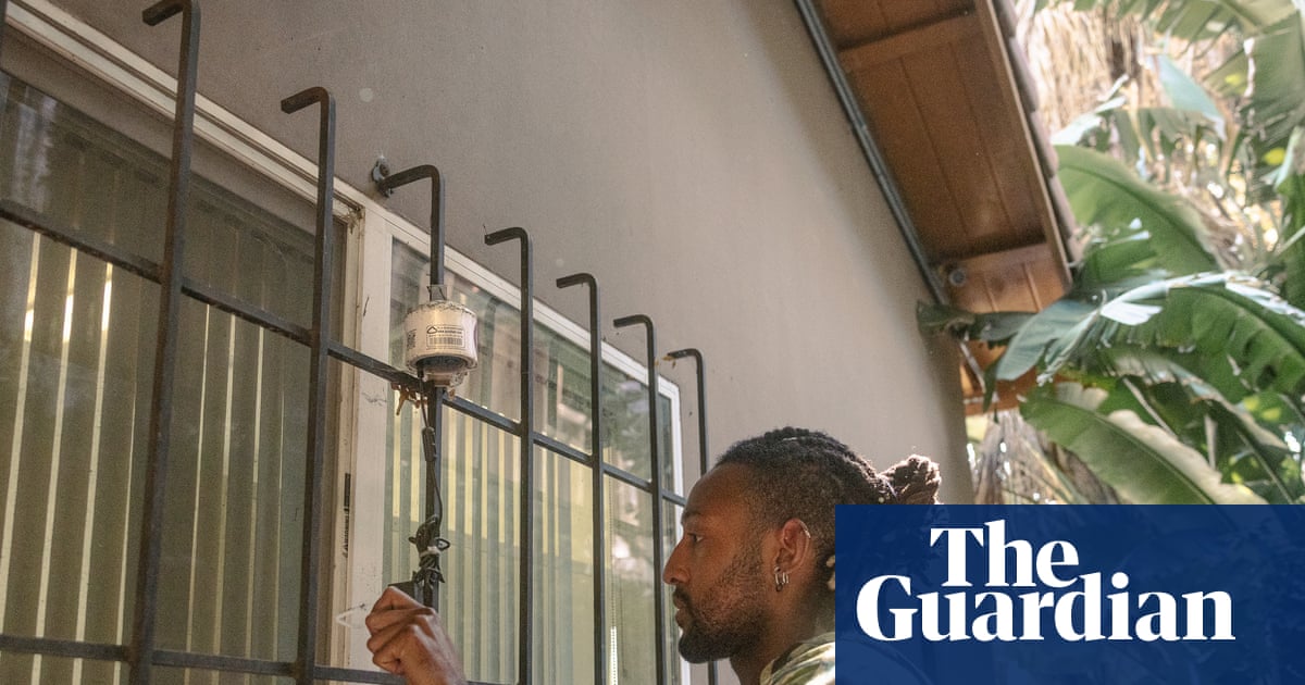 This US neighborhood is full of hazardous air pollution. Can a network of sensors make ‘the invisible visible’? | California