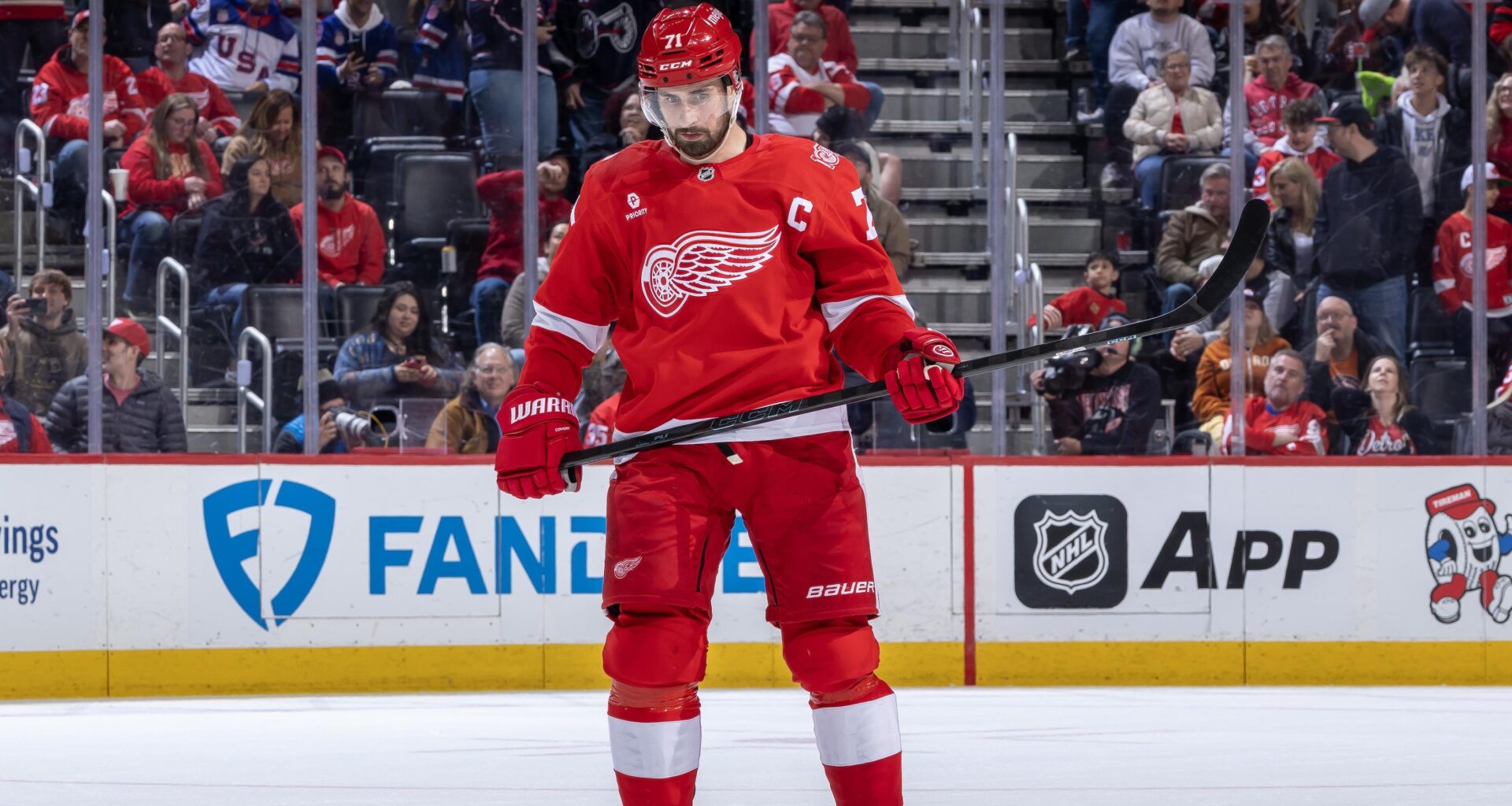 New NHL Rumors on Dylan Larkin's Wish List for Trade Landing Spot Ahead of 2026 Draft, Free Agency