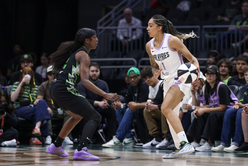 Valkyries survive fourth-quarter meltdown against Storm