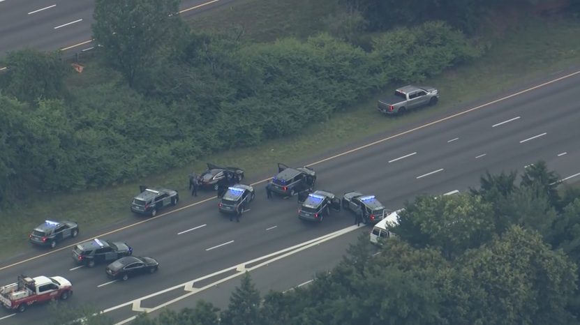 Sky5: Large police presence shuts down traffic in both directions of I-495