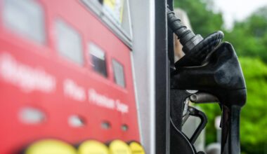 Oil prices jump after US-Iran talks collapse, erasing declines