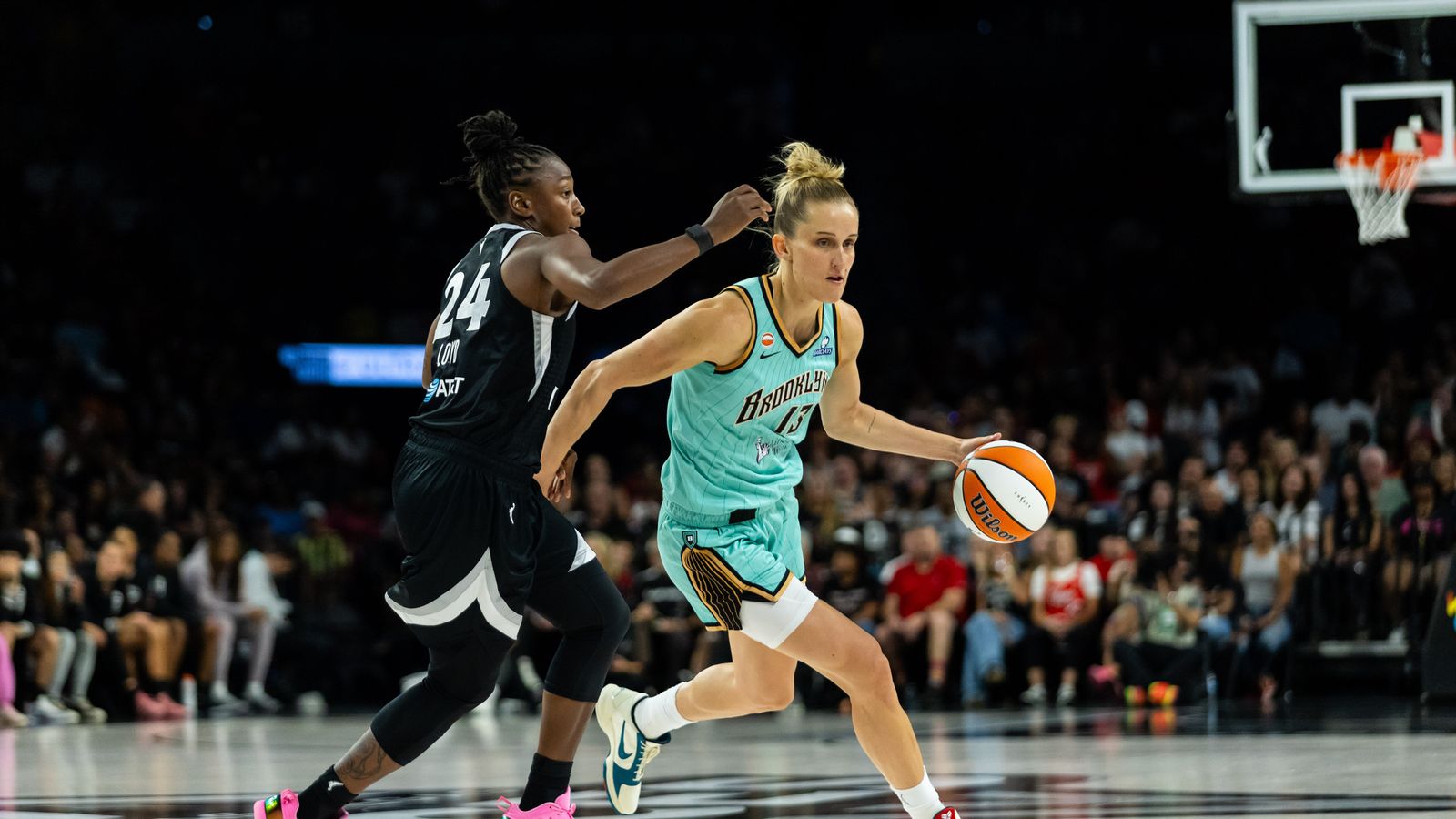 TST Images: Liberty defeat Aces, 87-76, at Michelob ULTRA Arena