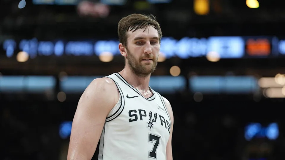 San Antonio Spurs center Luke Kornet (7)Daniel Dunn-Imagn Images