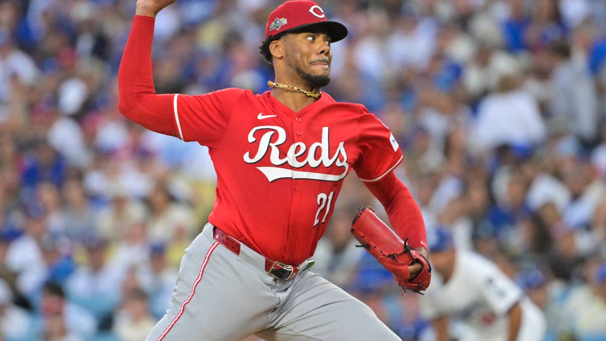 Reds Provide Injury Update on Hunter Greene