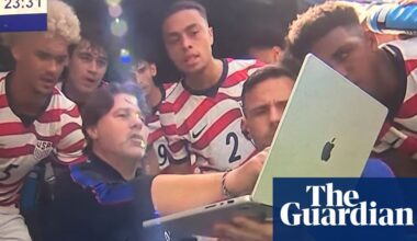 Gathered around a laptop, the USMNT create their World Cup journey’s first memeable moment | USA