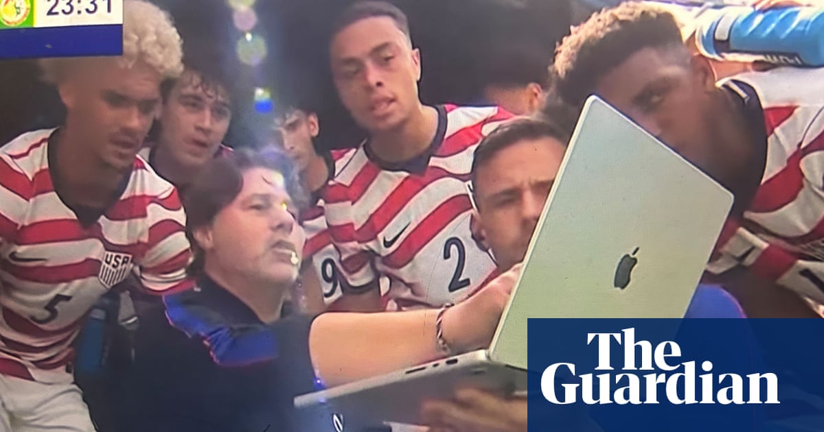 Gathered around a laptop, the USMNT create their World Cup journey’s first memeable moment | USA