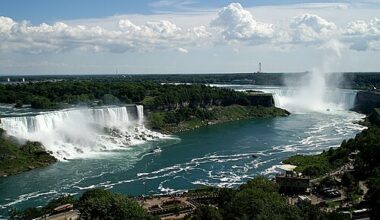 Panamanians Visiting Niagara Falls Mistakenly Cross into the US and Were Detained