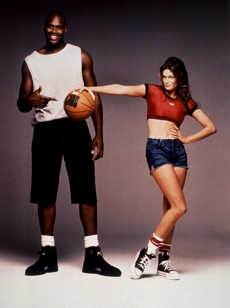Shaquille O’Neal pictured with Cindy Crawford in the first issue of the magazine mouth2mouth in 1994.