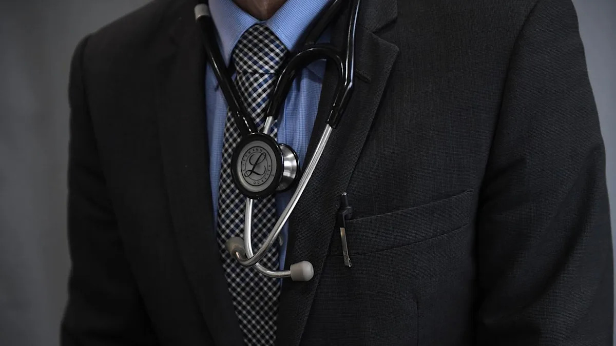 Doctor's drug prescribing had 'direct role' in deaths