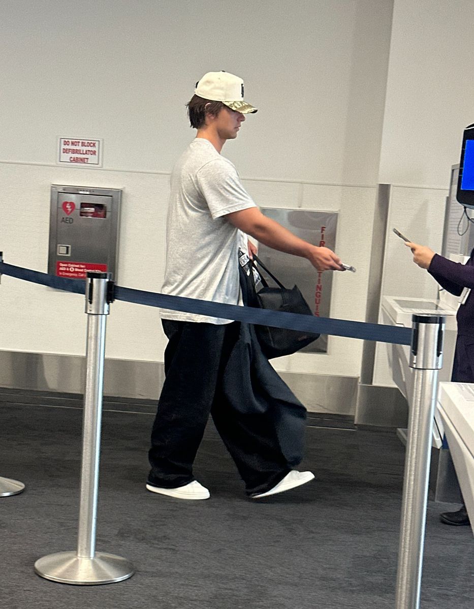 Sean seemed to be travelling alone 