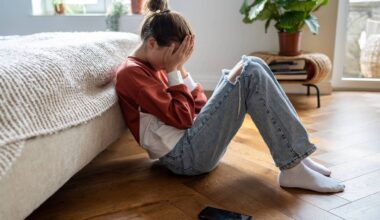 More than 1,000 young people in Cork and Kerry waiting on mental health checks