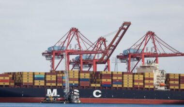 Record exports help narrow US trade deficit in April