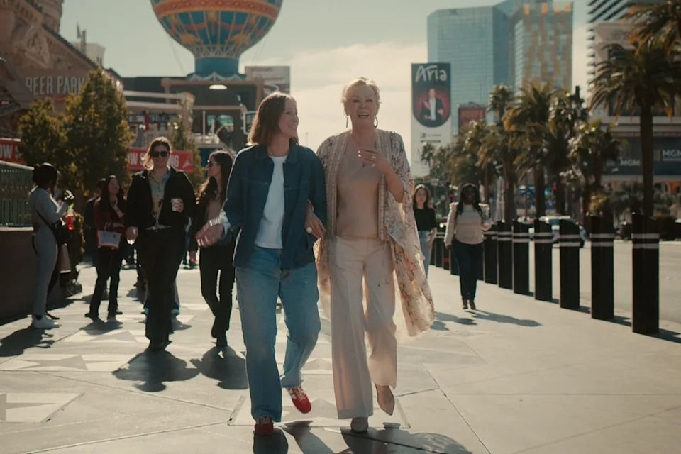 Hannah Einbinder and Jean Smart on 'Hacks'Credit: Courtesy of HBO Max