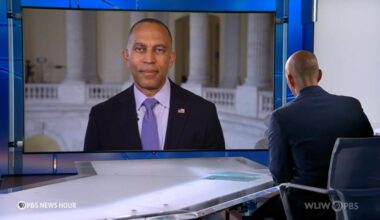 Leader Jeffries (left) and Geoff Bennett (right) appearing on PBS NewsHour