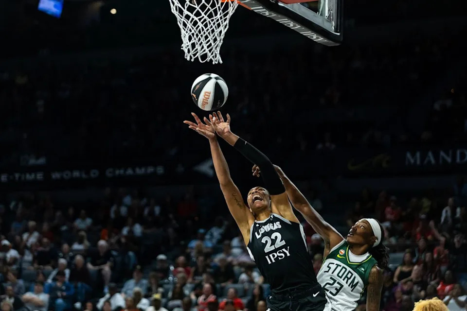 Las Vegas Aces forwards A’ja Wilson (22) and Seattle Storm forward Jordan Horston (23) go for a rebound during a WNBA game between the Las Vegas Aces and the Seattle Storm, Monday June 8, 2026 in Las Vegas, Nev.