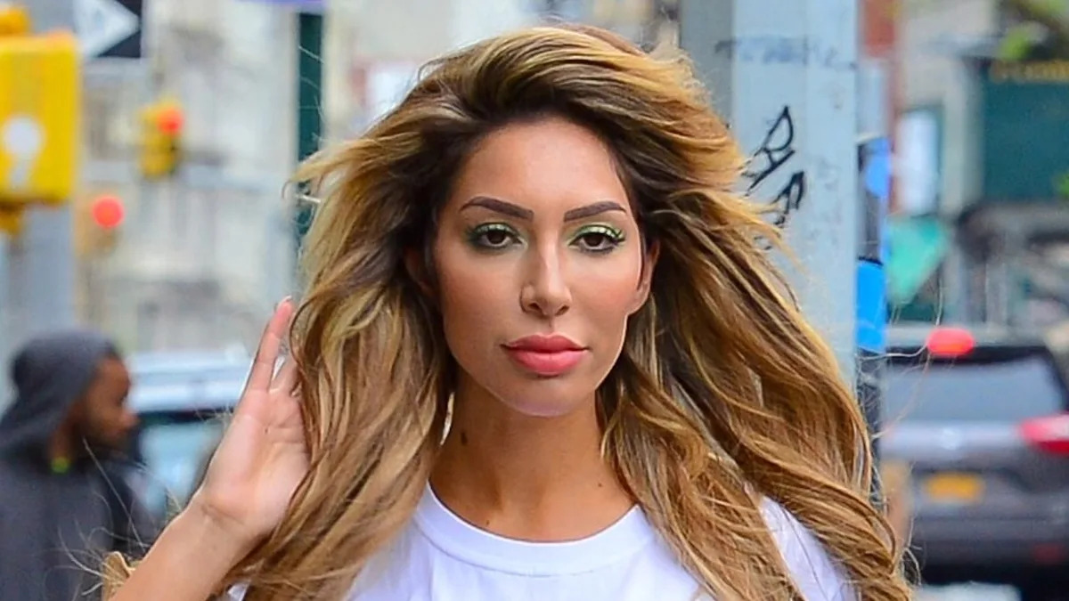 ‘Teen Mom’ Alum Farrah Abraham Sparks Engagement and Pregnancy Rumors After 35th Birthday