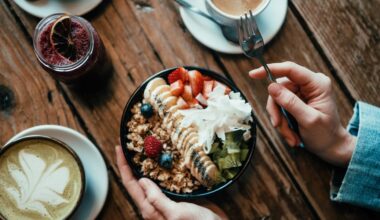 A Nutritionist Uses the 'Triple 30' Rule to Get Enough Protein, Fiber