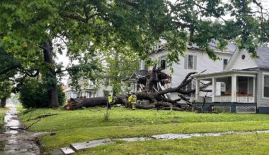 Severe weather knocks out power in central Illinois | Local News