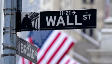 The US Economy Is Vulnerable to a Stock Correction, KPGM Economist Warns
