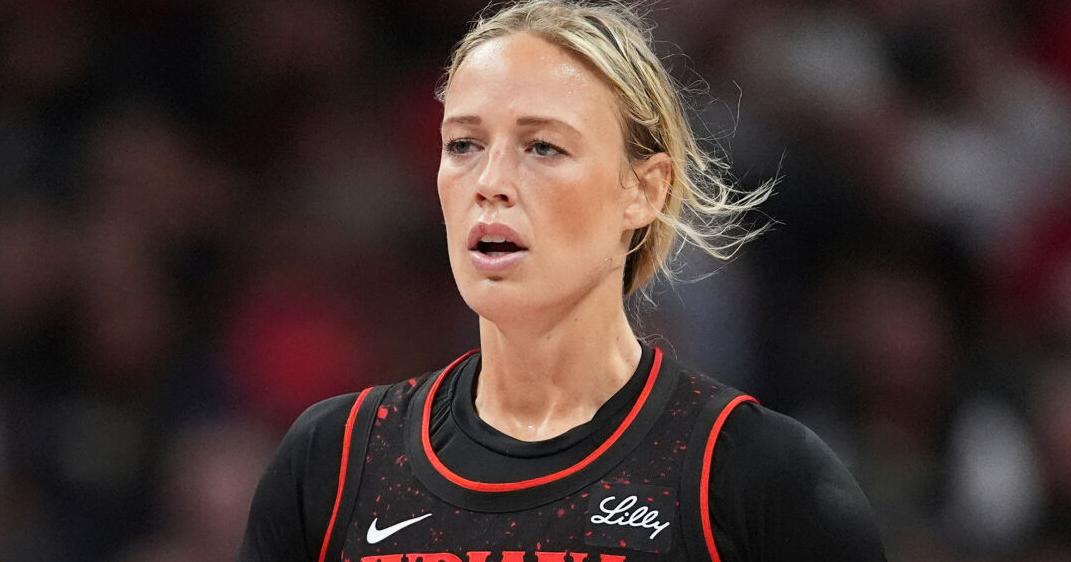 Cunningham’s 22-second pointing staredown of Bonner ignites meme frenzy | Professional
