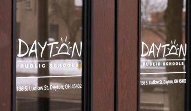 Dayton teacher’s union wants healthcare for long-term subs | Local