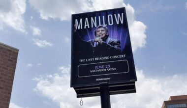 Barry Manilow’s final show in Reading brings decades of memories back | Berks Regional News