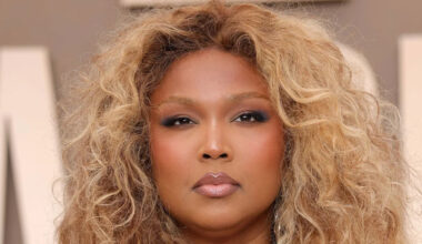 Lizzo debuts dramatic weight loss transformation in jaw-dropping BET Awards appearance