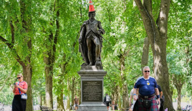 Scottish World Cup fans told to go 'cone crazy' by Miami commissioner after statue stunt goes viral
