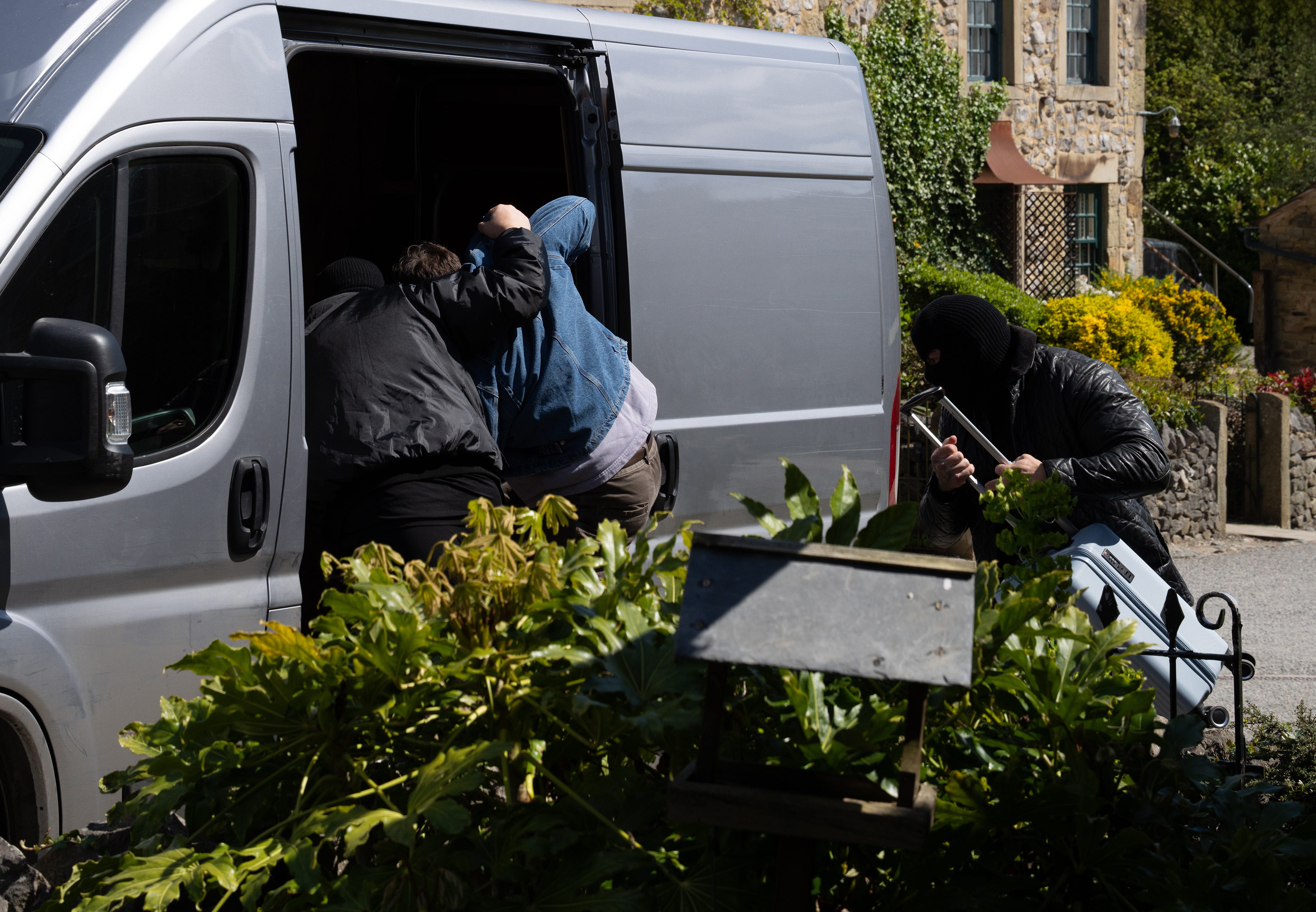 lewis barton, emmerdale