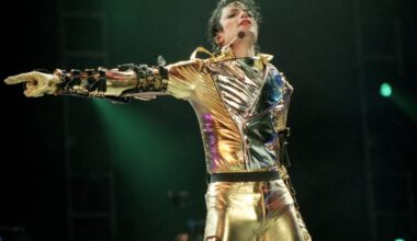 Michael Jackson’s ‘Chicago’ Debuts on Hot 100