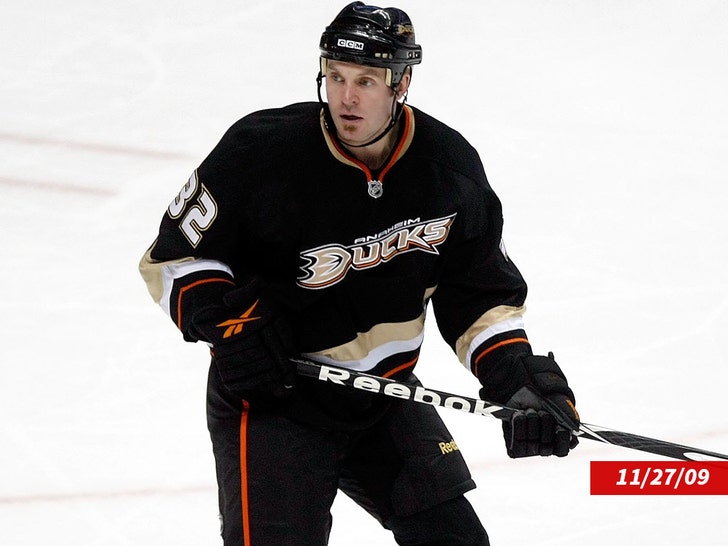 Kyle Calder getty sub