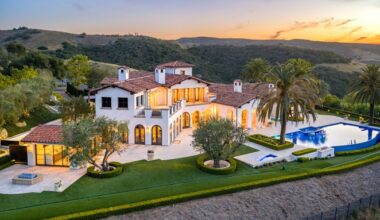 A Record $38.5 Million Estate Lists in an Orange County Golf Community