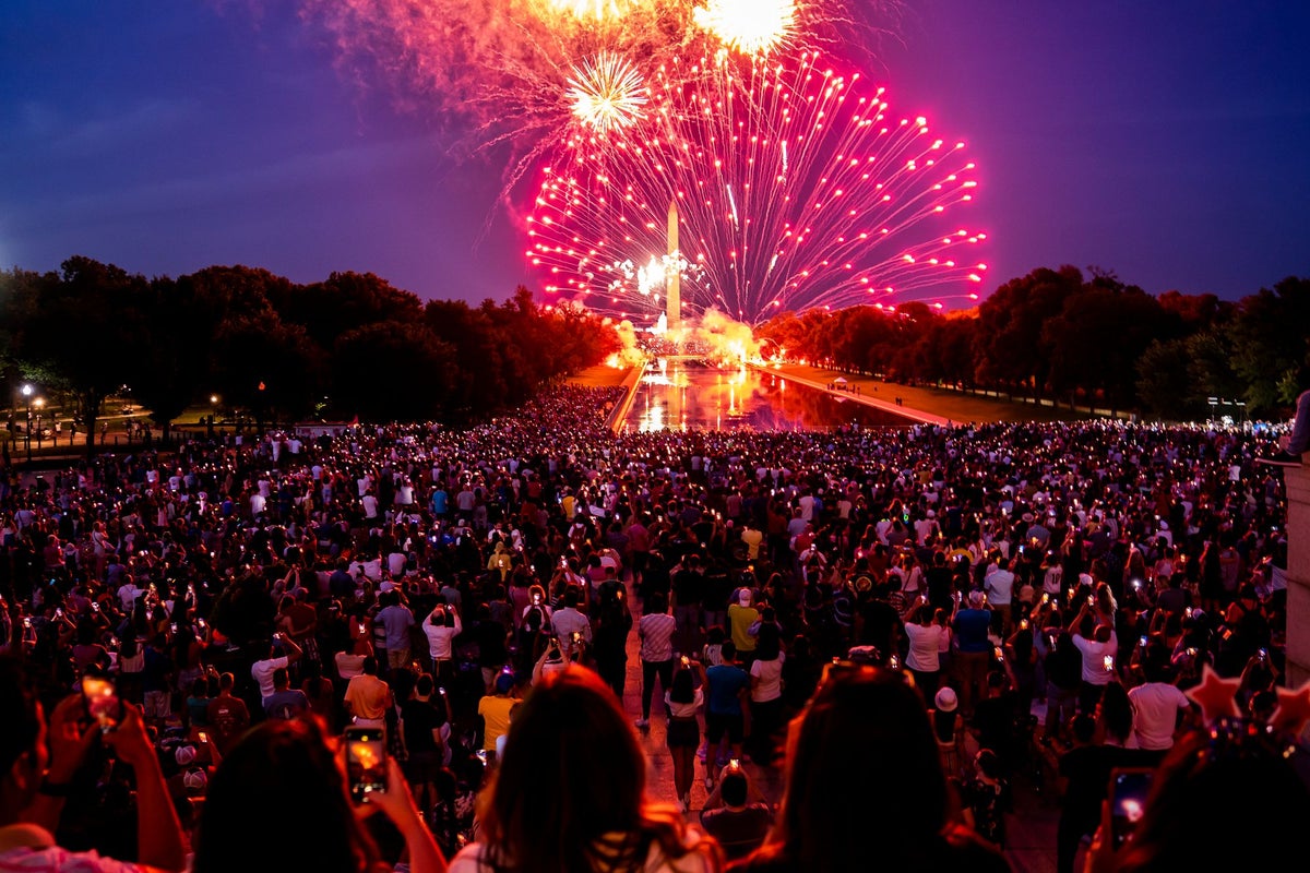 DC’s record-breaking fireworks delayed as Trump turns July 4 celebration into another MAGA rally