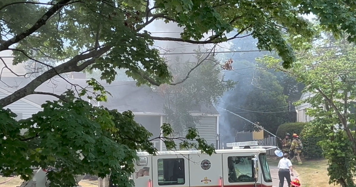 No one hurt after Raleigh house fire near Wade Avenue, cause still unknown :: WRAL.com